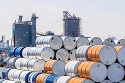 Giá xăng dầu hôm nay 29/8/2024: Giá dầu giảm khoảng 1%