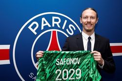 ĐT Nga chốt đội hình cực mạnh đấu Việt Nam, đưa theo cả kỷ lục gia của PSG