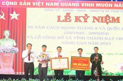 Xã Vĩnh Thành (Yên Thành) đón nhận xã đạt chuẩn Nông thôn mới nâng cao