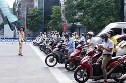 Người đi xe máy mua bảo hiểm bắt buộc chỉ chiếm 10%