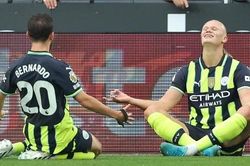 Haaland lập hat-trick 2 trận liên tiếp, được khen có thể vượt mặt Ronaldo lẫn Messi