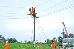 'Khéo' vận động người dân tham gia đảm bảo an toàn lưới điện ở Nghệ An