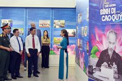 Lan tỏa giá trị sống tốt đẹp từ 'những tấm gương bình dị mà cao quý'