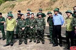 Đồng chí Phó Chủ tịch UBND tỉnh kiểm tra công tác chuẩn bị diễn tập khu vực phòng thủ huyện Phù Yên