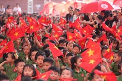 Tưng bừng không khí ngày khai giảng tại các trường học ở Hà Nội