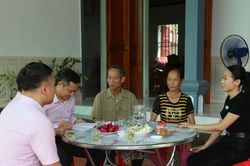 Tín dụng chính sách hỗ trợ sinh viên Nghệ An đến trường
