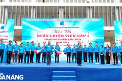 132 thí sinh tham gia hội thi huấn luyện viên cấp I thành phố