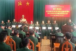 Gia Lai: 81 học viên hoàn thành bồi dưỡng kiến thức quốc phòng và an ninh đối tượng 4