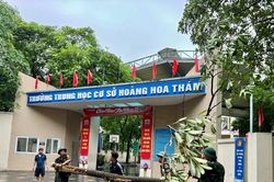 Hà Nội: Trường học khắc phục hậu quả sau bão số 3, đón học sinh tới trường