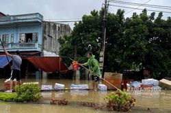 Tràng Định: Hỗ trợ thực phẩm, nước uống cho nhân dân trong vùng ngập lụt