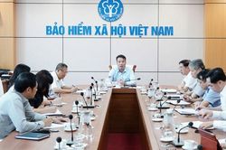 BHXH Việt Nam: Giải quyết kịp thời, đầy đủ quyền lợi của người tham gia BHXH, BHYT sau bão Yagi