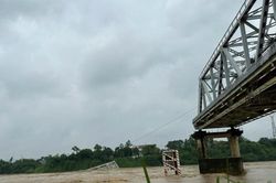 Sập cầu Phong Châu, Phú Thọ