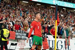 Đã ấn định thời điểm Cristiano Ronaldo giải nghệ?