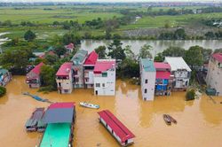 Nước sông Cầu dâng cao, Bắc Ninh tập trung hỗ trợ cho người dân bị ảnh hưởng