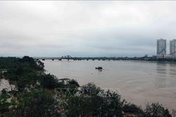 Chủ động ứng phó với lũ lớn trên sông, di dời dân đến nơi an toàn