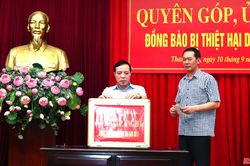 Cơ quan Tỉnh ủy Thanh Hóa quyên góp, ủng hộ đồng bào bị thiệt hại do bão số 3