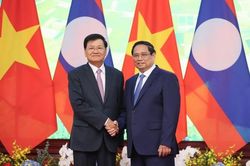 Thủ tướng Phạm Minh Chính hội kiến Tổng Bí thư, Chủ tịch nước Lào