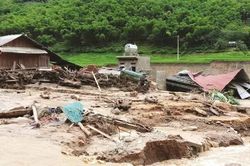 146 người thiệt mạng và mất tích do bão lũ