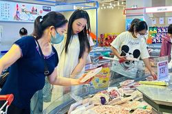 Bộ Công Thương: Đảm bảo nguồn cung nhu yếu phẩm cho người dân vùng lũ