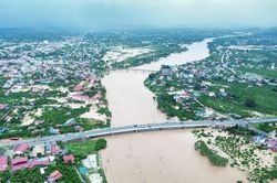Lũ đặc biệt lớn trên sông Thao, nhiều sông khác ở miền Bắc trên báo động 3