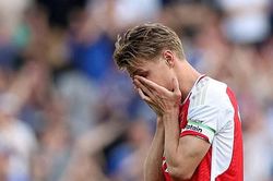 Arsenal mất Martin Odegaard, Arteta phải làm gì trước Tottenham?