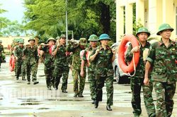 LLVT tỉnh Ninh Bình tập trung cao nhất ứng phó lũ lớn, bảo đảm an toàn đê điều