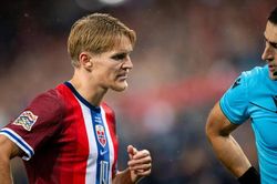 Arsenal 'rách nát' cả tuyến giữa, Arteta đau đầu