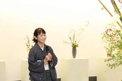 Thông điệp ý nghĩa từ Nghệ thuật cắm hoa Ikebana tại triển lãm 'Mạch lạc'