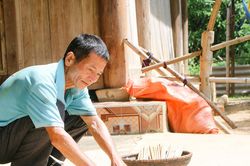 Bí quyết giúp đũa tre không mốc của người dân vùng cao Nghệ An