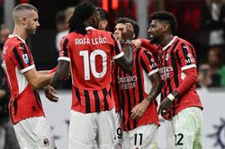 Juventus mất điểm, Milan thắng tưng bừng ở vòng 4 Serie A