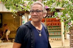 Biết ơn nghề diễn, NSƯT Hoàng Hải thừa nhận mua nhà, xe bằng cát-xê thì... hơi khó