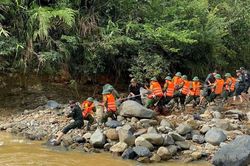 Tìm thấy thêm 2 nạn nhân vụ sạt lở tại Cao Bằng