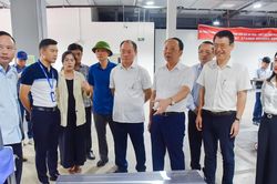 Phó Chủ tịch UBND tỉnh Nghệ An kiểm tra tiến độ Dự án Khu công nghiệp Hoàng Mai
