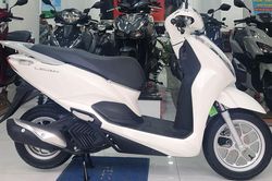 Cận cảnh Honda Lead 2025 phiên bản rẻ nhất tại Việt Nam