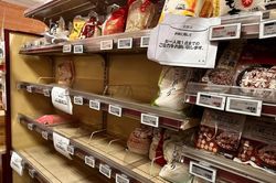 Nhật Bản và kinh nghiệm khắc phục khan hiếm hàng hóa