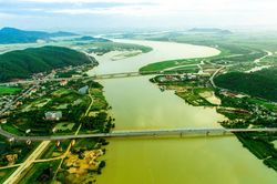 Kiểm tra 'sức khỏe' cho cầu Bến Thủy 1
