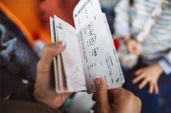 Kinh nghiệm đi máy bay: Đừng làm hành động này nếu không bạn sẽ vướng vào rắc rối khó lường