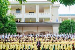 Kỷ niệm 50 năm thành lập trường, 60 năm hệ chuyên: Viết tiếp truyền thống ngôi trường mang tên nhà chí sĩ yêu nước Phan Bội Châu