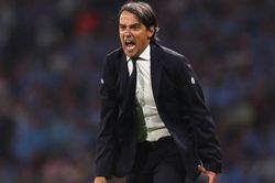 HLV Inter Milan nổi nóng với cựu sao MU vì làm điều này trong trận hòa Man City