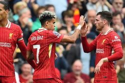 Diaz rực sáng, Liverpool tạm chiến ngôi đầu của Man City