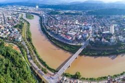 Sông Hồng chảy qua mấy tỉnh, thành nước ta?