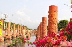Festival Gạch gốm đỏ - Kinh tế xanh tỉnh Vĩnh Long lần thứ nhất năm 2024
