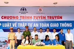 Tăng cường tuyên truyền đảm bảo trật tự, an toàn giao thông cho học sinh