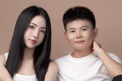 Hot girl bóng đá Trần Thị Duyên khoe bộ ảnh cực nét chụp cùng ngôi sao bóng đá nữ được gọi là 'tri kỷ'