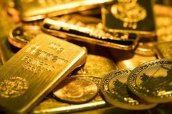 Giá vàng thế giới có thể vượt ngưỡng 2.700 USD/ounce cuối tuần này