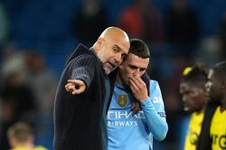 Man City thắng nhọc nhằn đội hạng 2, Pep Guardiola làm điều cực gắt với trò cưng