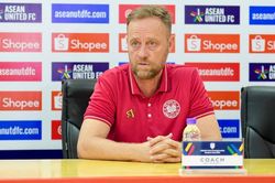 HLV Polking hạ quyết tâm có 3 điểm tại Shopee Cup, làm bàn đạp để đá V-League khởi sắc