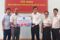 Bảo hiểm Xã hội và Đoàn Luật sư tỉnh Gia Lai ủng hộ 66 triệu đồng cho các tỉnh phía Bắc