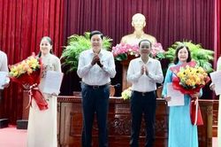 Trao quyết định của Ban Bí thư về công tác cán bộ tại Cần Thơ
