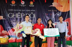 Care For Việt Nam đồng hành cùng 'Ghép đôi trăng tròn' cho học sinh khó khăn